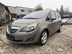 Grau Gebraucht 2012 Opel Meriva Innovation Van / Kleinbus | 3.990 € (Guter Preis)