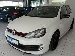 Weiß Gebraucht 2012 VW Golf VI Edition Kleinwagen | 18.490 €
