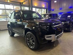 Santorini black (metallic) Gebraucht 2022 Land Rover Defender SUV | 49.885 € (Guter Preis)