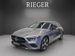 Metalliclack mountaingrau (metallic) Gebraucht 2024 Mercedes A180 Progressive Limousine | 30.489 € (Etwas zu teuer)
