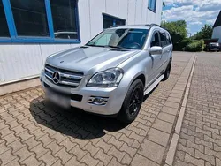 Grau Gebraucht 2007 Mercedes 320 SUV | 13.000 €