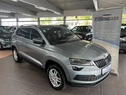 Grau Gebraucht 2020 Skoda Karoq Drive SUV | 20.400 € (Fairer Preis)