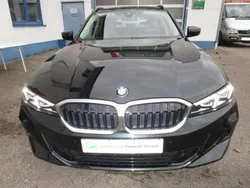 Black sapphire metallic Gebraucht 2022 BMW 320 Kombi | 36.590 € (Fairer Preis)