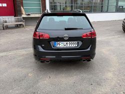 Schwarz Gebraucht 2015 VW Golf VII R Kombi | 21.500 € (Teuer)