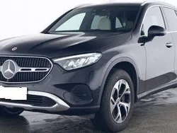 Obsidianschwarzmetallic Gebraucht 2024 Mercedes GLC300e SUV | 62.900 €