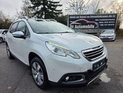 Weiß Gebraucht 2014 Peugeot 2008 Allure SUV | 7.900 € (Guter Preis)