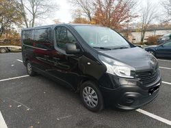 Schwarz Gebraucht 2016 Renault Traffic Van / Kleinbus | 13.900 €