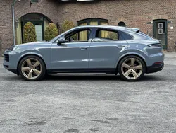 Arktikgrau Gebraucht 2025 Porsche Cayenne SUV | 115.790 € (Superpreis)