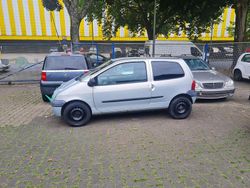 Silber Gebraucht 2006 Renault Twingo Kleinwagen | 499 € (Guter Preis)