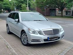 Silber Gebraucht 2012 Mercedes E220 Elegance Kombi | 9.700 € (Guter Preis)