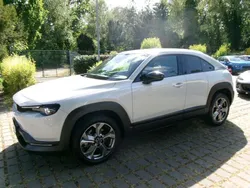 Weiß Gebraucht 2021 Mazda MX30 Basis SUV | 14.990 € (Guter Preis)