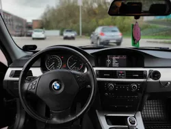 Schwarz Gebraucht 2011 BMW 318 Kombi | 7.300 € (Etwas zu teuer)