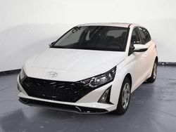 Weiß Gebraucht 2024 Hyundai i20 Select Limousine | 16.988 € (Guter Preis)