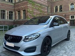 Silber Gebraucht 2015 Mercedes B180 Van / Kleinbus | 11.999 € (Fairer Preis)