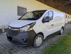 Weiß Gebraucht 2018 Opel Vivaro Van / Kleinbus | 10.900 €