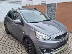 Grau Gebraucht 2018 Mitsubishi Space Star Edition Kleinwagen | 8.600 € (Fairer Preis)