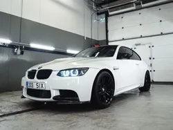 Weiß Gebraucht 2009 BMW M3 Performance Coupé | 31.000 €