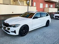 Weiß Gebraucht 2021 BMW 320 Performance Kombi | 28.500 € (Fairer Preis)