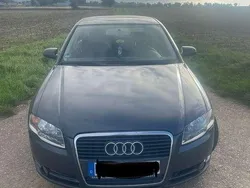 Grau Gebraucht 2005 Audi A4 Limousine | 2.900 € (Guter Preis)