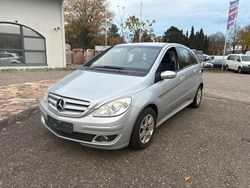 Silber Gebraucht 2005 Mercedes B180 Van / Kleinbus | 1.990 € (Fairer Preis)