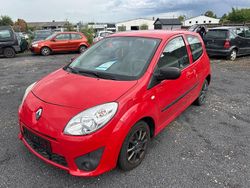 Rot Gebraucht 2010 Renault Twingo Kleinwagen | 3.699 €