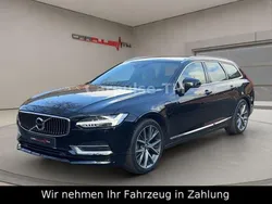Onyx black / metallic Gebraucht 2018 Volvo V90 Inscription Kombi | 26.900 € (Fairer Preis)