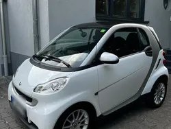 Weiß Gebraucht 2010 Smart ForTwo Coupé Kleinwagen | 3.880 € (Fairer Preis)