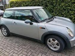 Silber Gebraucht 2005 Mini ONE Kleinwagen | 1.890 € (Fairer Preis)