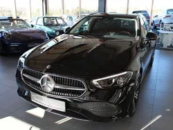 Schwarz Gebraucht 2022 Mercedes C200 Limousine | 24.990 € (Guter Preis)