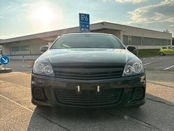 Schwarz Gebraucht 2006 Opel Astra GTC OPC Coupé | 6.850 €