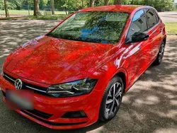 Rot Gebraucht 2018 VW Polo Beats Kleinwagen | 13.000 € (Etwas zu teuer)