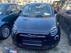 Schwarz Gebraucht 2023 Fiat 500e Limousine | 17.998 € (Superpreis)
