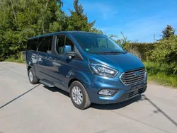 Grau Gebraucht 2020 Ford Tourneo Custom Van / Kleinbus | 22.790 € (Teuer)