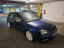 Blau Gebraucht 2003 Opel Signum Kombi | 2.300 € (Teuer)
