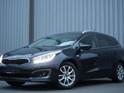 Schwarz Gebraucht 2015 Kia Ceed DREAM-TEAM Edition Kleinwagen | 6.190 € (Fairer Preis)