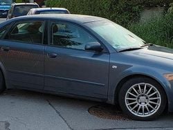 Grau Gebraucht 2003 Audi A4 Limousine | 1.900 € (Fairer Preis)