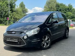 Schwarz Gebraucht 2010 Ford S-MAX Titanium Van / Kleinbus | 3.990 € (Guter Preis)