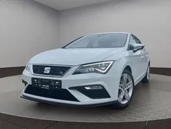 Weiß Gebraucht 2019 Seat Leon CONNECT Limousine | 15.799 € (Fairer Preis)