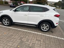 Weiß Gebraucht 2018 Hyundai Tucson Passion Plus SUV | 16.000 € (Guter Preis)