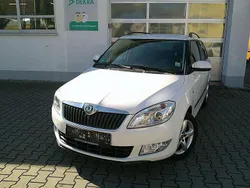 Weiß Gebraucht 2011 Skoda Fabia Family Kombi | 3.280 € (Guter Preis)