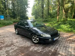 Schwarz Gebraucht 1996 Opel Omega Limousine | 1.300 € (Guter Preis)