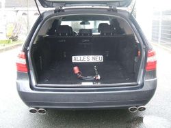 Grau Gebraucht 2010 Mercedes E250 AMG Kombi | 14.440 € (Fairer Preis)