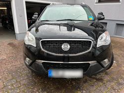Schwarz Gebraucht 2012 Ssangyong (KGM) Korando SUV | 5.200 €