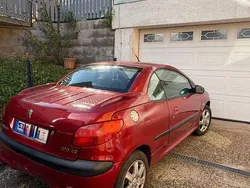 Rot Gebraucht 2002 Peugeot 206 CC Cabrio | 800 € (Fairer Preis)