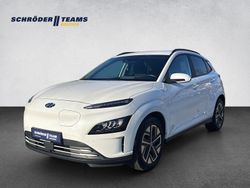 Weiß Gebraucht 2023 Hyundai Kona Basis SUV | 18.990 € (Fairer Preis)