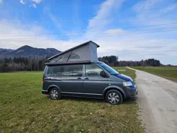 Grau Gebraucht 2010 VW T5 Beach Van | 31.900 €