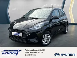 Schwarz Neu 2024 Hyundai i10 Select Kleinwagen | 16.900 € (Fairer Preis)