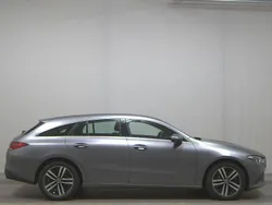 Grau Gebraucht 2021 Mercedes CLA200 Shooting Brake Progressive Kombi | 14.890 € (Superpreis)
