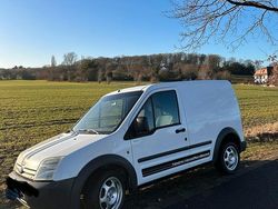 Weiß Gebraucht 2006 Ford Tourneo Connect Van / Kleinbus | 3.700 €