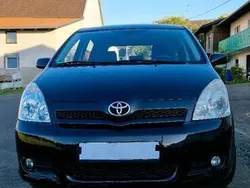 Schwarz Gebraucht 2006 Toyota Corolla Verso Van / Kleinbus | 3.300 €